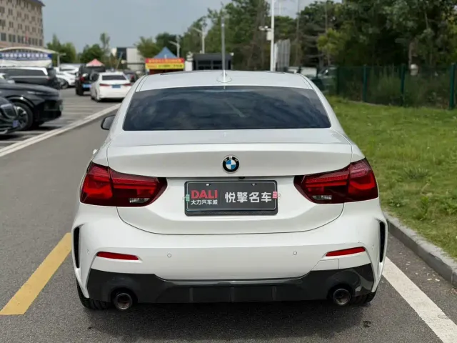 BMW 1 Series — Фото автомобиля 8