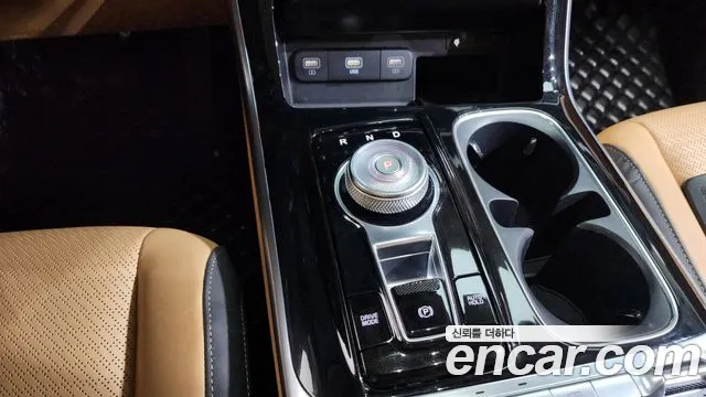 Kia Canival Carnival 4 поколение Бензин 9 мест Signature — Фото автомобиля 9