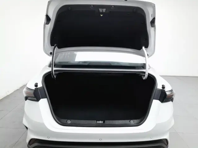 Geely Binrui — Фото автомобиля 16