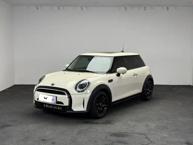 Фотография автомобиля — MINI Hatch
