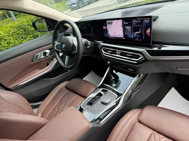 BMW 3 Series — Фото автомобиля 23
