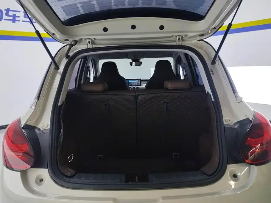 Wuling Motors Wuling Bingo 2023 Model 333km Joy+ Version — Фото автомобиля 4