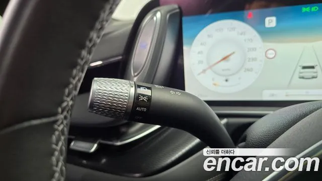 Genesis G90 Бензин 3.5 турбо AWD — Фото автомобиля 26