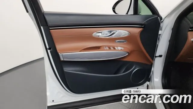 Genesis GV70 2.5T Бензин AWD — Фото автомобиля 21