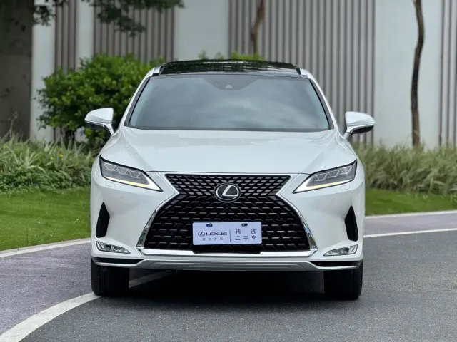 Lexus RX — Фото автомобиля 2