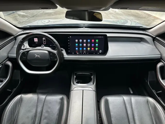 Xpeng P7 — Фото автомобиля 19