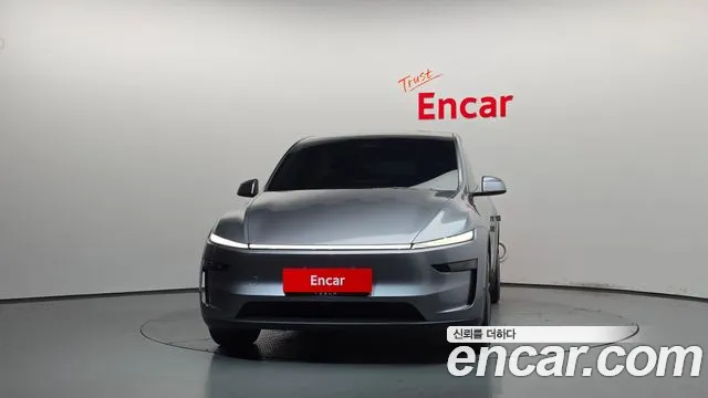 Tesla Model Y — Фото автомобиля 3