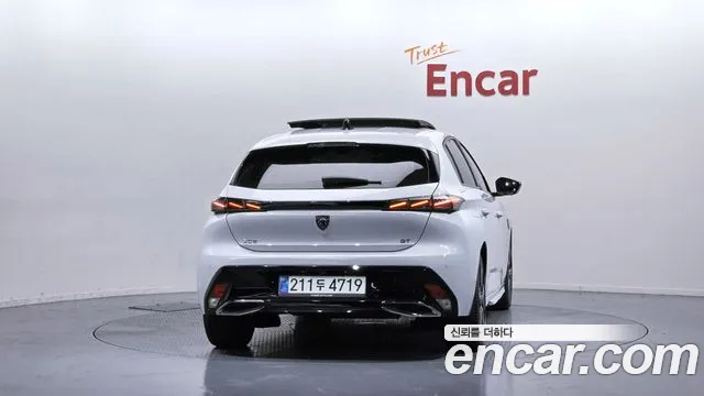 Peugeot 308 — Фото автомобиля 4