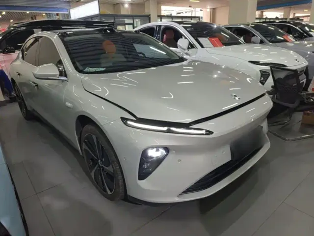 Nio ET7 — Фото автомобиля 3