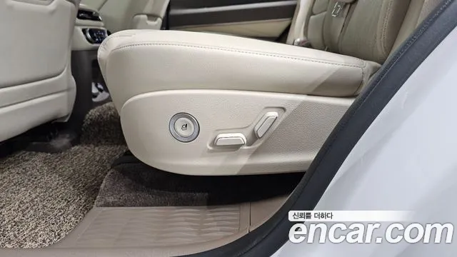 Genesis GV80 2.5T Бензин AWD — Фото автомобиля 29