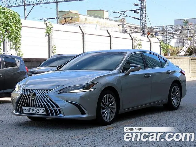 Lexus ES 7th Gen — Фото автомобиля 2