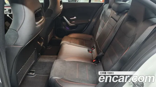 Mercedes-Benz CLA-Class — Фото автомобиля 12