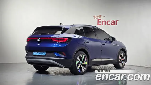 Volkswagen ID.4 — Фото автомобиля 2