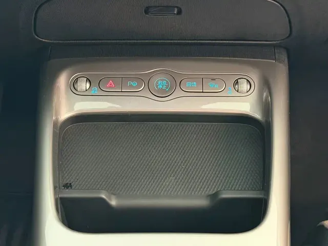 BYD Dolphin — Фото автомобиля 9