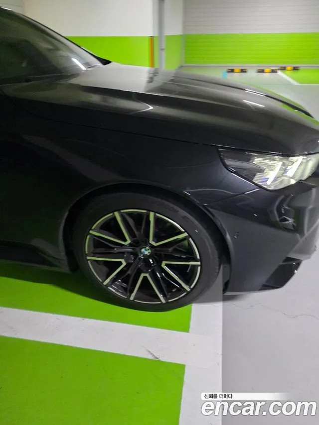 BMW M5 G90 — Фото автомобиля 4