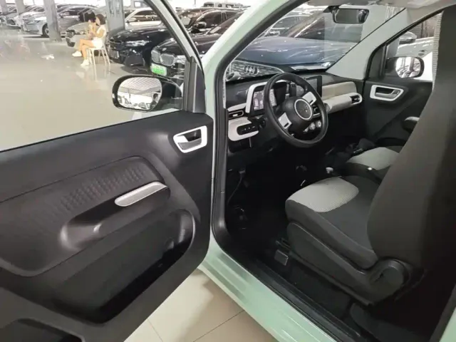 Wuling Hongguang Mini EV — Фото автомобиля 15