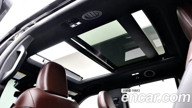 Ford Explorer — Фото автомобиля 13