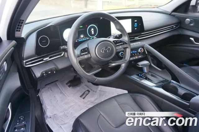 Hyundai Avante CN7 — Фото автомобиля 7