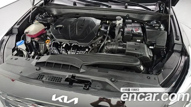 Kia K8 — Фото автомобиля 6
