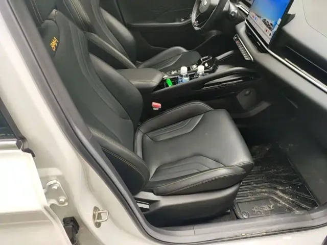 Geely Binyue — Фото автомобиля 24