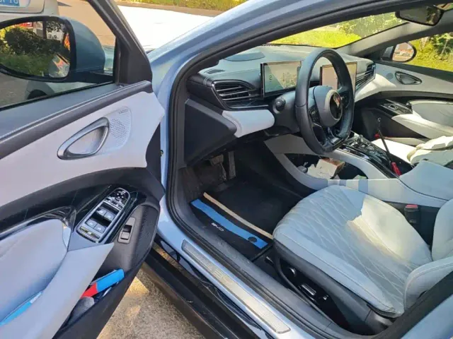 BYD Seal — Фото автомобиля 15