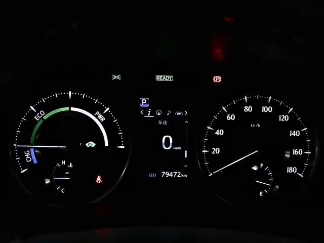 Toyota Alphard — Фото автомобиля 9