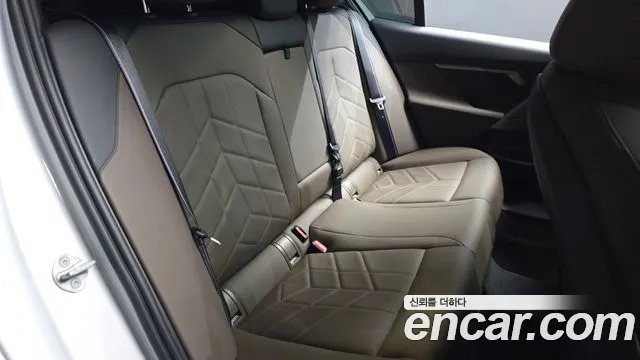 BMW 5-Series — Фото автомобиля 11