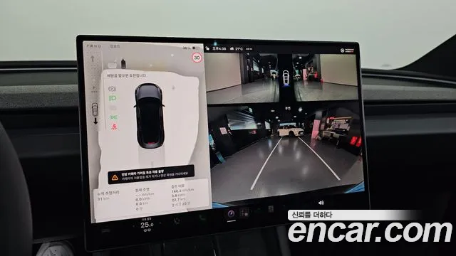 Tesla Model 3 — Фото автомобиля 21