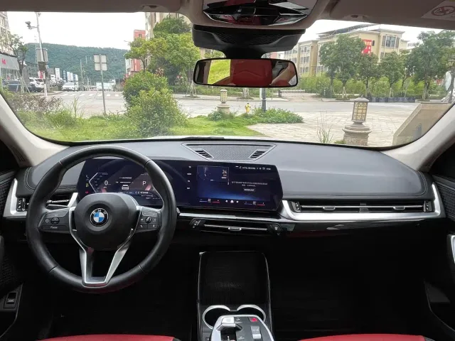 BMW X1 — Фото автомобиля 6