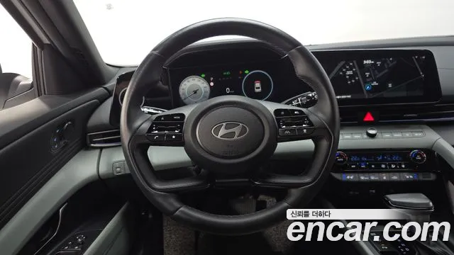 Hyundai Avante CN7 — Фото автомобиля 13