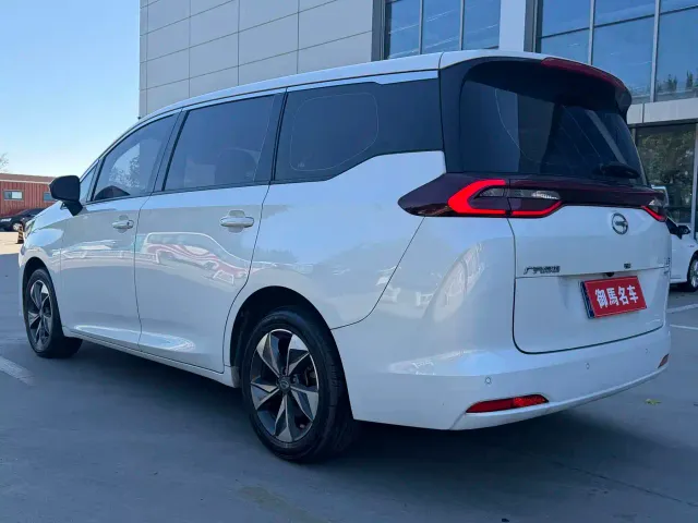 GAC Trumpchi M6 — Фото автомобиля 4