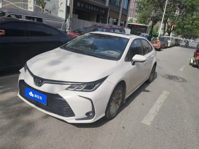 Фотография автомобиля — Toyota Corolla