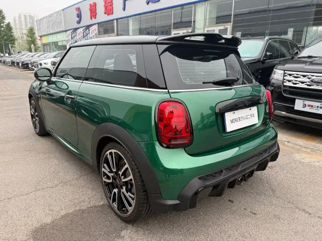 MINI Hatch — Фото автомобиля 6