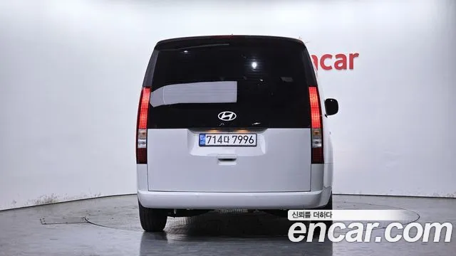 Hyundai Staria Staria Tourer 11 мест — Фото автомобиля 4
