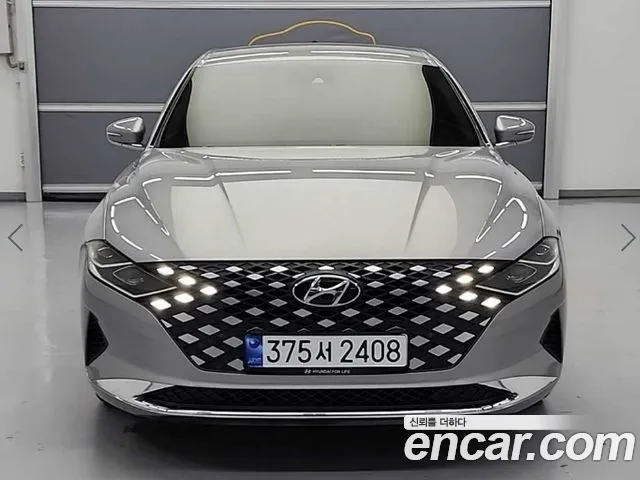 Фотография автомобиля — Hyundai Grandeur New