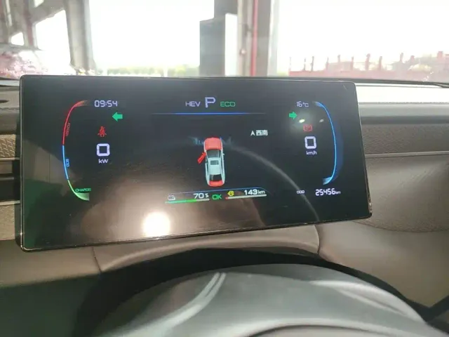 BYD Qin PLUS — Фото автомобиля 11