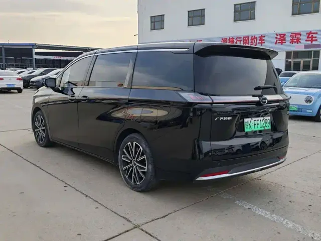 GAC Trumpchi E8 — Фото автомобиля 4
