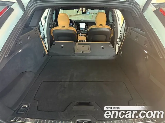 Volvo V90 — Фото автомобиля 13