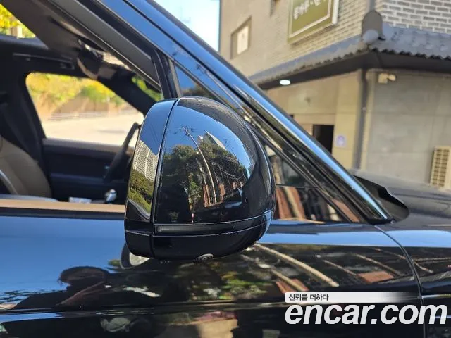 Land Rover Range Rover Sport — Фото автомобиля 6