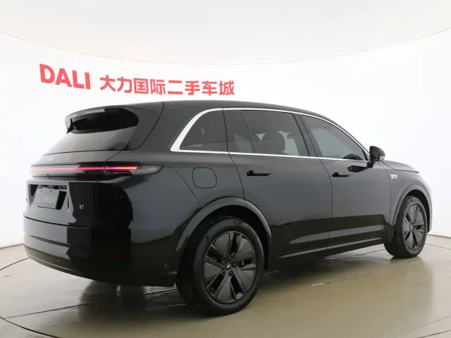 Li Auto L7 — Фото автомобиля 7