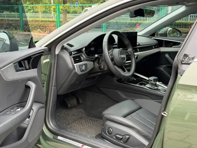 Audi Audi A5 (Import) 2024 Sportback 40 TFSI Fashion Dynamic — Фото автомобиля 4
