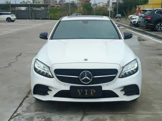 Mercedes-Benz C-Class — Фото автомобиля 3