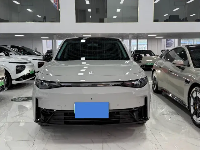 Leapmotor C10 — Фото автомобиля 2