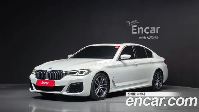 Фотография автомобиля — BMW 5 Series G30
