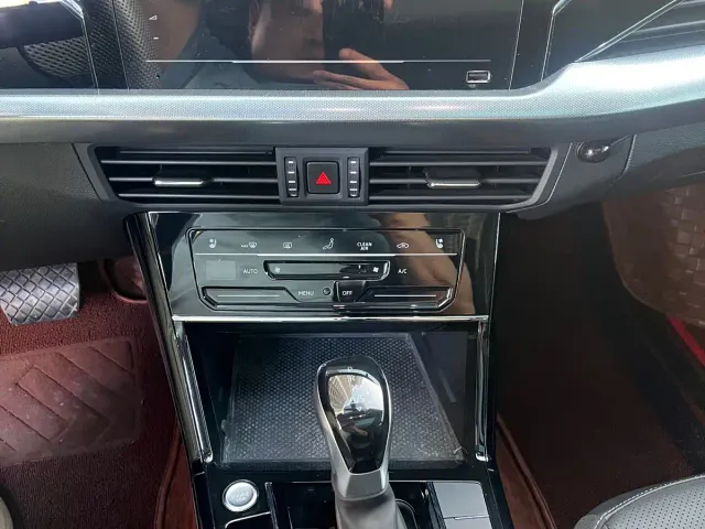 Volkswagen Passat — Фото автомобиля 9