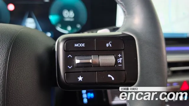 Hyundai Grandeur Grandeur (GN7) 2.5 Бензин 2WD — Фото автомобиля 4