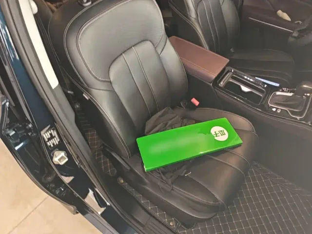 GAC Trumpchi M6 — Фото автомобиля 24