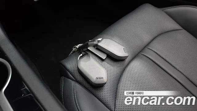 Kia K5 Новый K5 3 поколение 2.0 LPi(Для проката) — Фото автомобиля 12