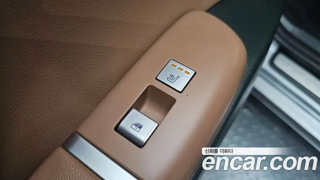 Hyundai Grandeur GN7 — Фото автомобиля 29