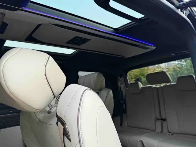 Toyota Vellfire — Фото автомобиля 24